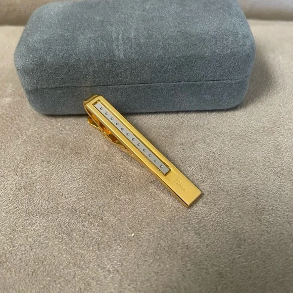 CHRISTIAN DIOR *Rare* 1990’s Vintage Two Toned Tie Clip / Scarf Clip - Picture 4 of 7